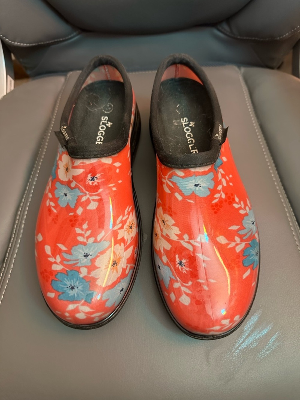 Sloggers clogs - ladies size 9